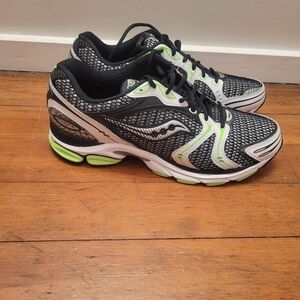 Saucony Progrid Triumph 4